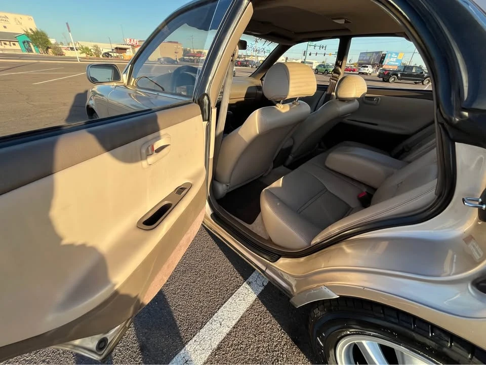 1994 Lexus ES 2nd Gen - Image 5 of 9