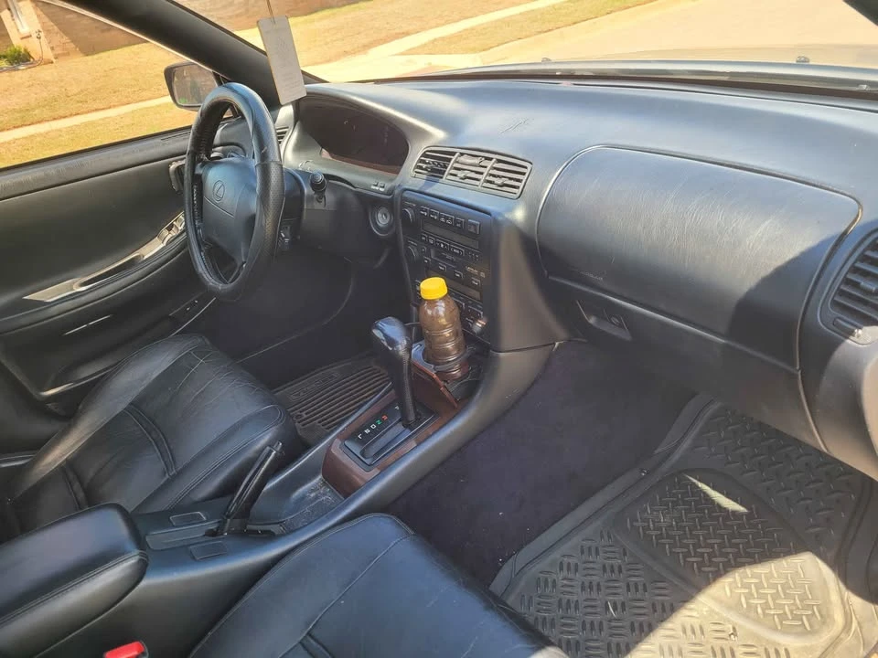 1994 Lexus ES 2nd Gen - Image 5 of 17