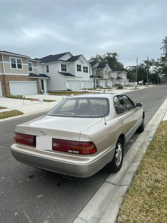 1994 Lexus ES 2nd Gen - Image 5 of 8