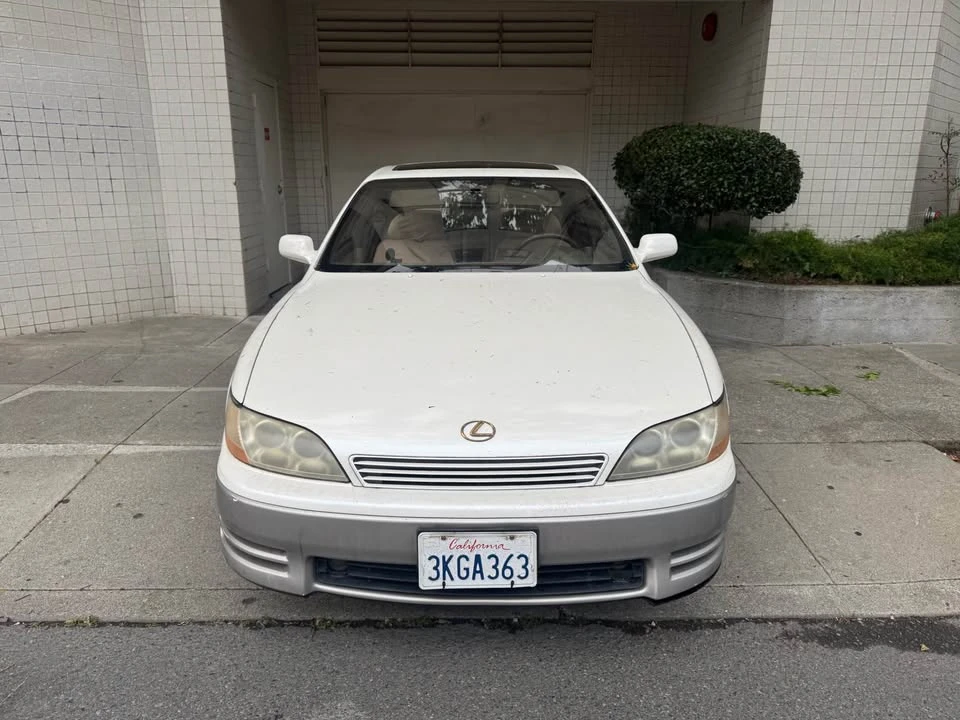 1994 Lexus ES 2nd Gen - Image 2 of 14
