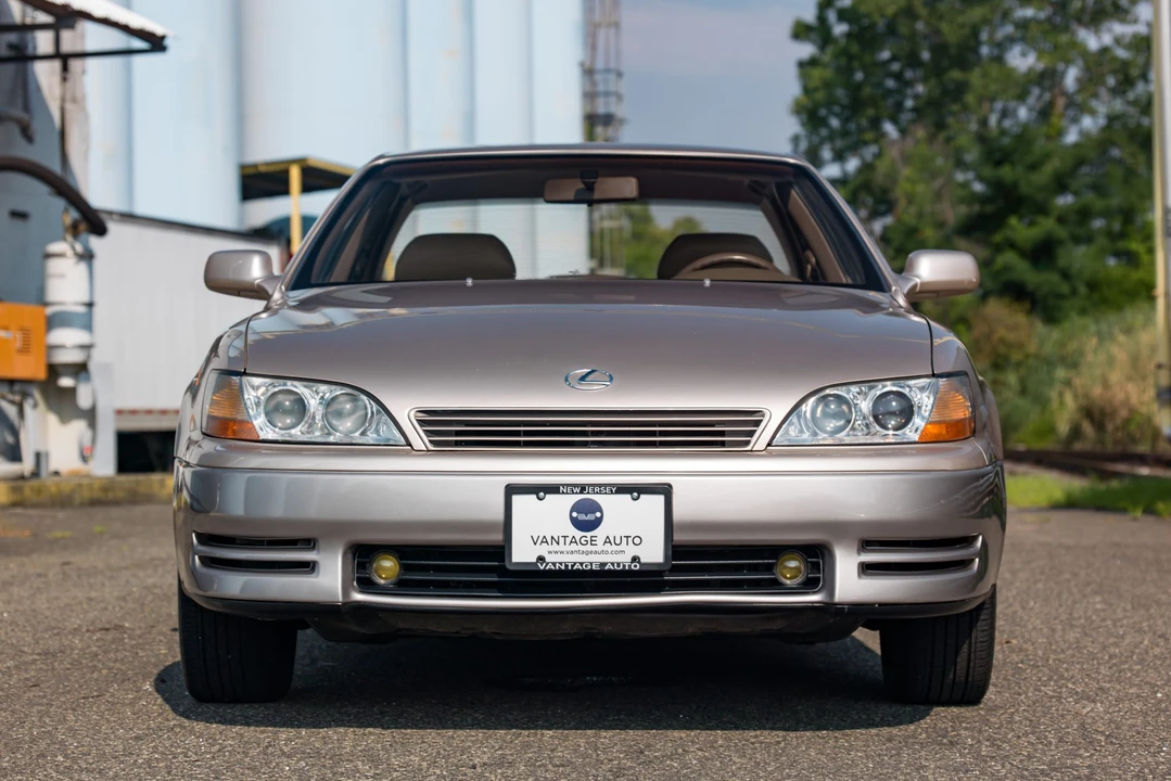 1994 Lexus ES 2nd Gen - Image 24 of 31
