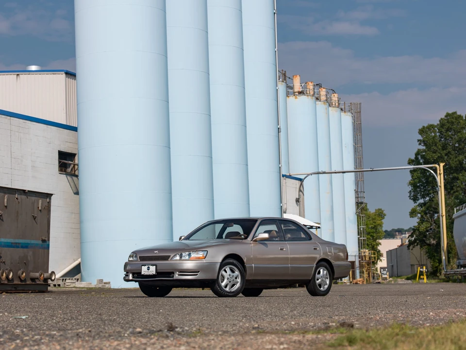 1994 Lexus ES 2nd Gen - Image 5 of 31