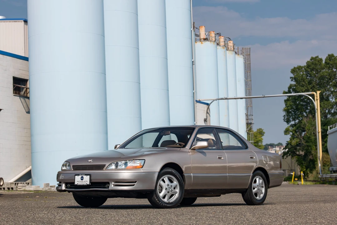 1994 Lexus ES 2nd Gen - Image 4 of 31