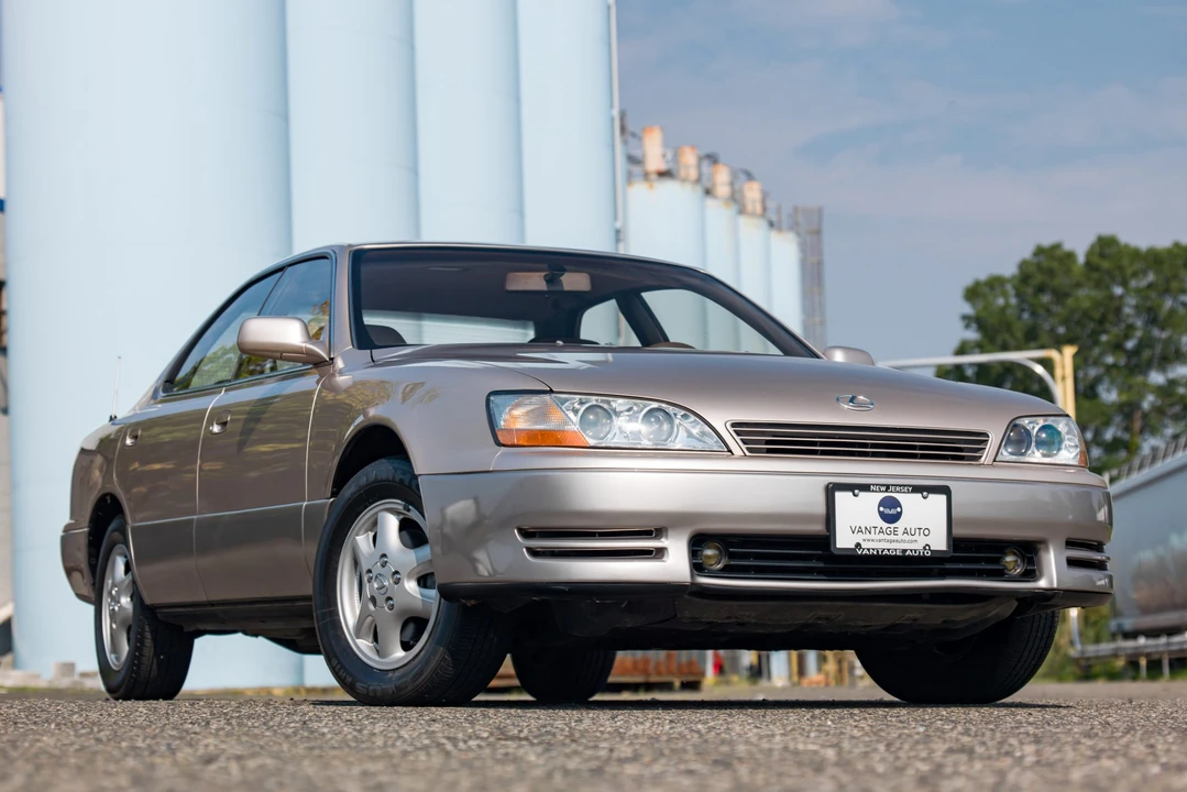 1994 Lexus ES 2nd Gen - Image 19 of 31