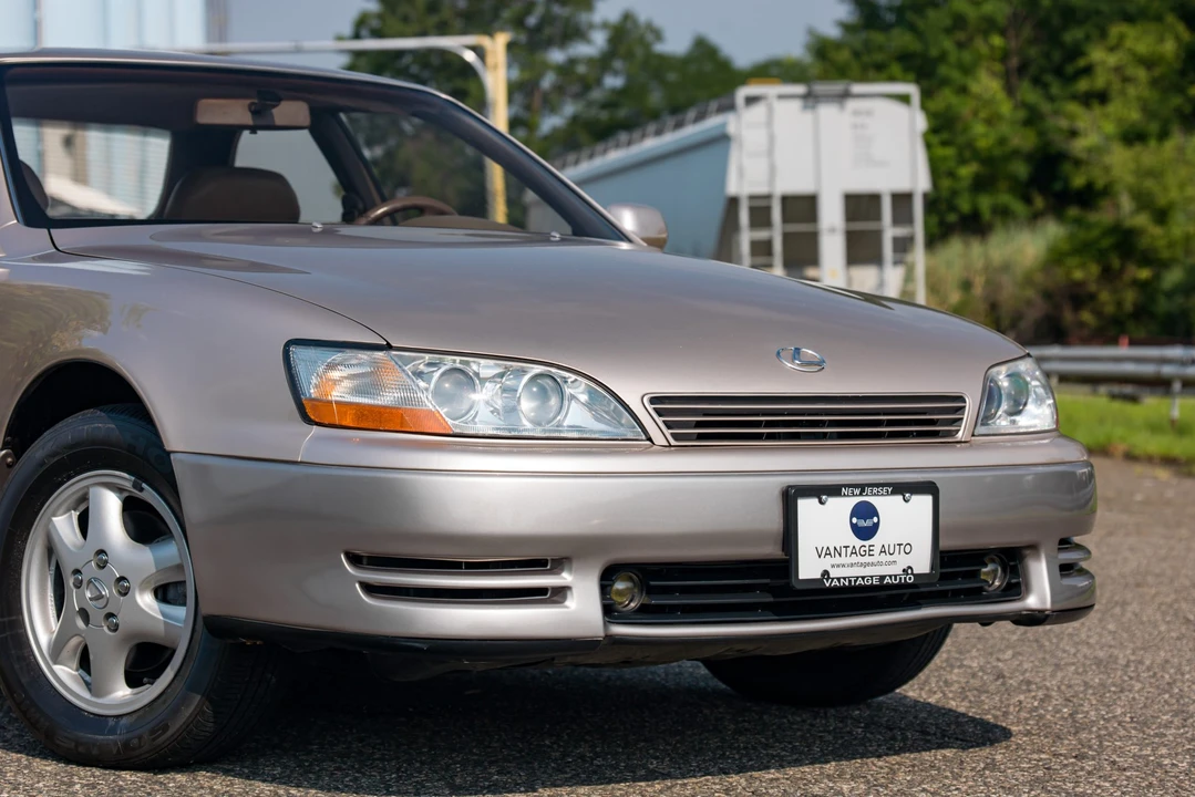 1994 Lexus ES 2nd Gen - Image 18 of 31