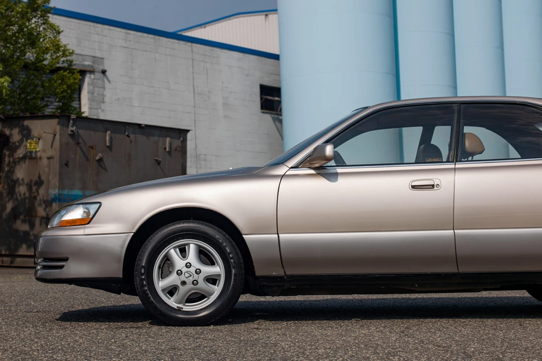 1994 Lexus ES 2nd Gen - Image 27 of 31