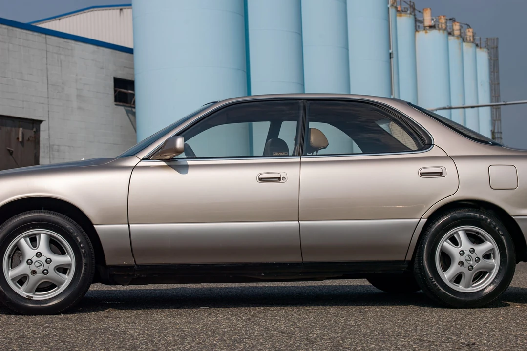 1994 Lexus ES 2nd Gen - Image 28 of 31