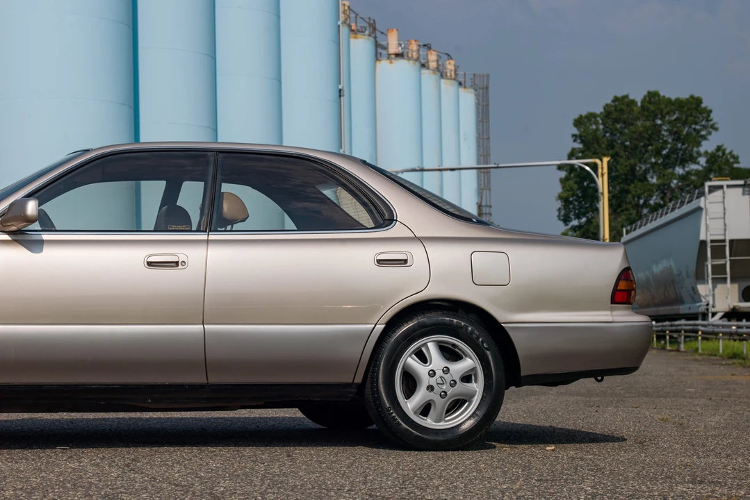 1994 Lexus ES 2nd Gen - Image 29 of 31