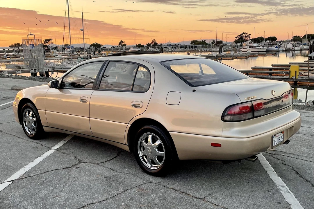 1994 Lexus GS 1st Gen - Image 4 of 31