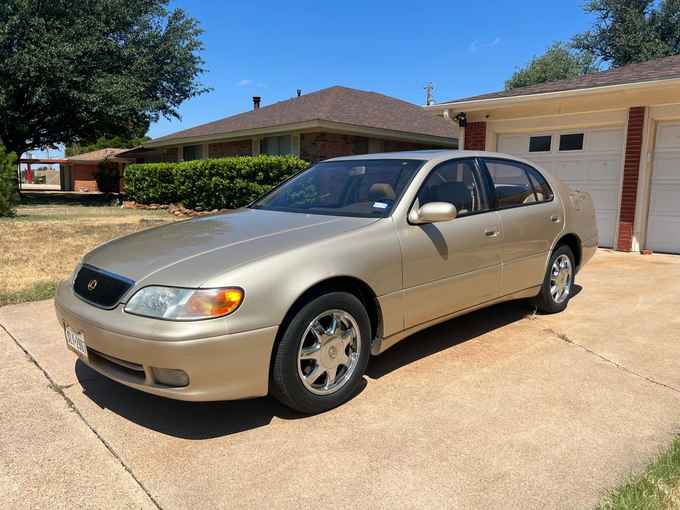1994 Lexus GS 1st Gen - Image 9 of 31