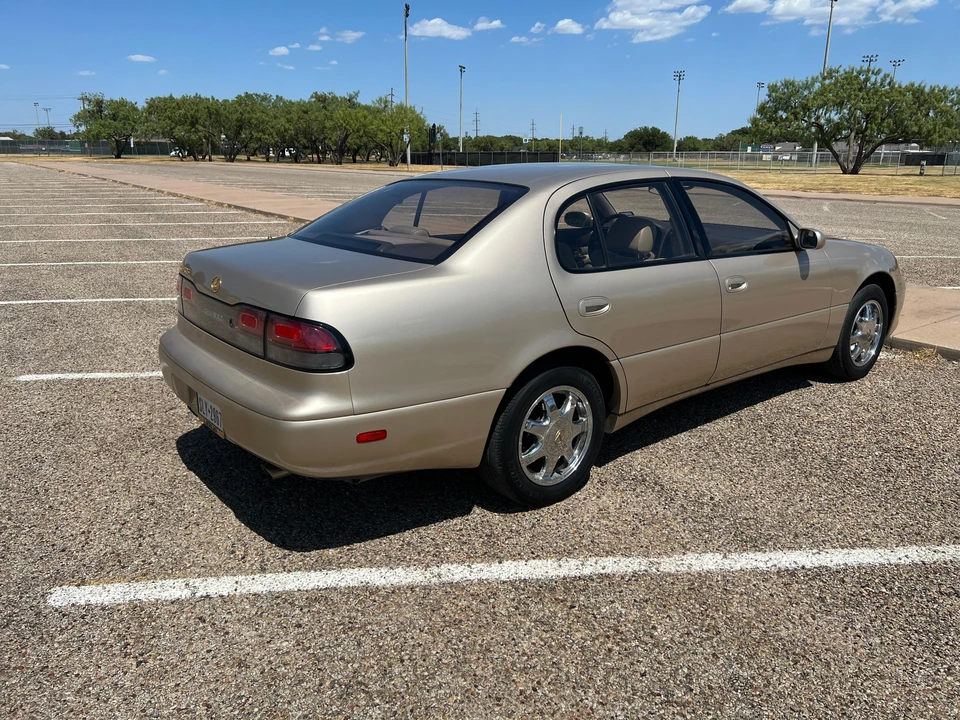 1994 Lexus GS 1st Gen - Image 23 of 31