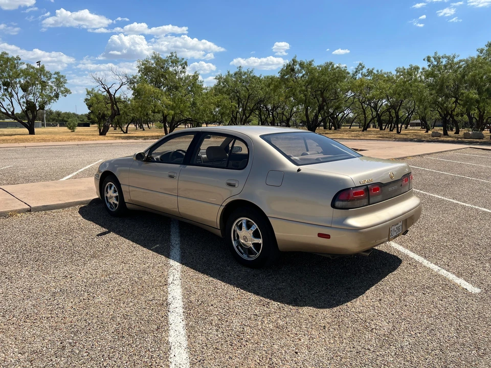 1994 Lexus GS 1st Gen - Image 15 of 31