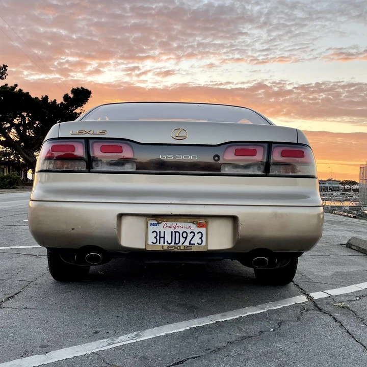 1994 Lexus GS 1st Gen - Image 15 of 31