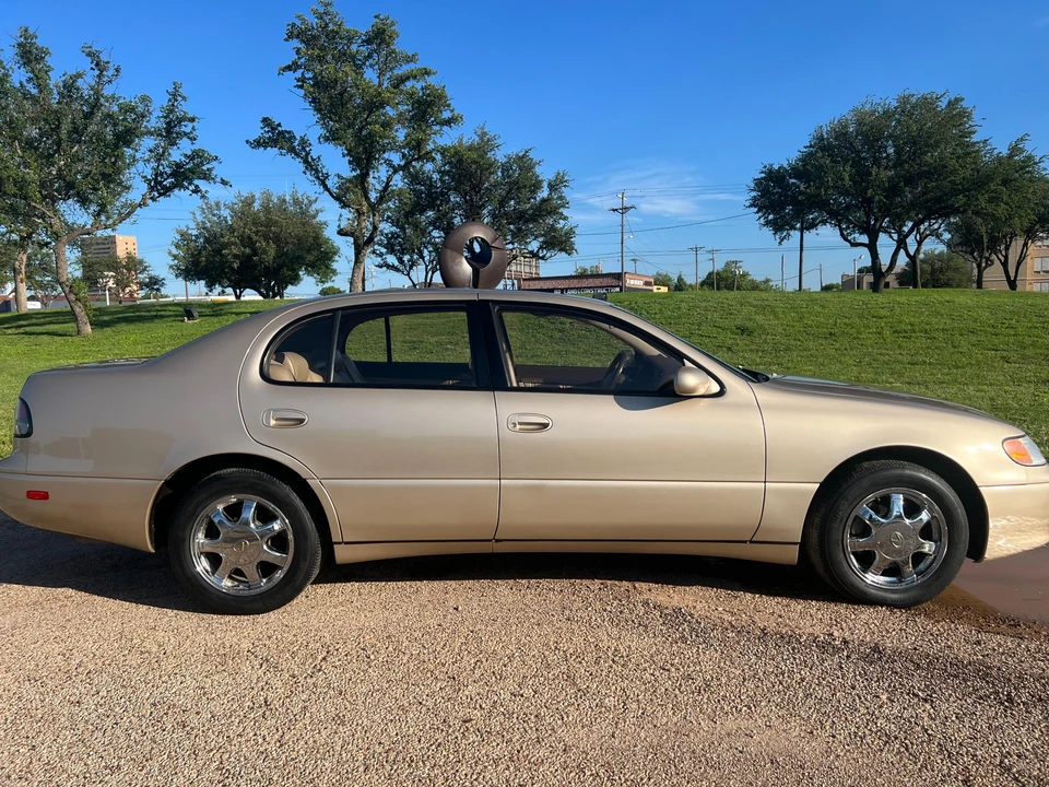 1994 Lexus GS 1st Gen - Image 25 of 31