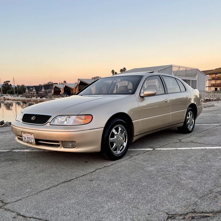 1994 Lexus GS 1st Gen - Image 9 of 31