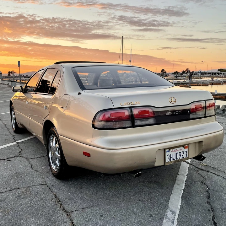 1994 Lexus GS 1st Gen - Image 13 of 31