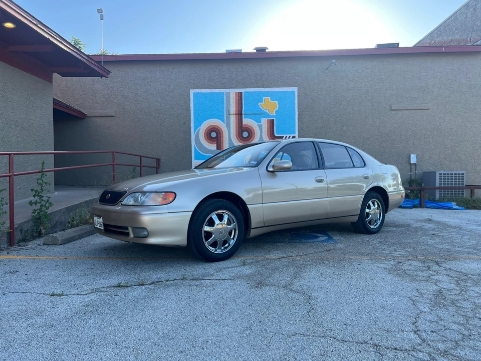 1994 Lexus GS 1st Gen - Image 12 of 31