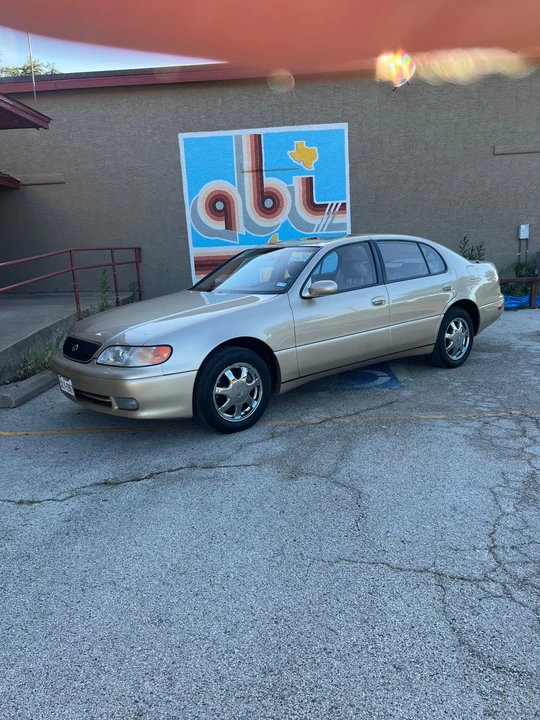 1994 Lexus GS 1st Gen - Image 10 of 31