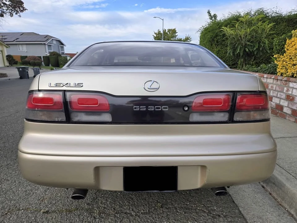 1994 Lexus GS 1st Gen - Image 6 of 10