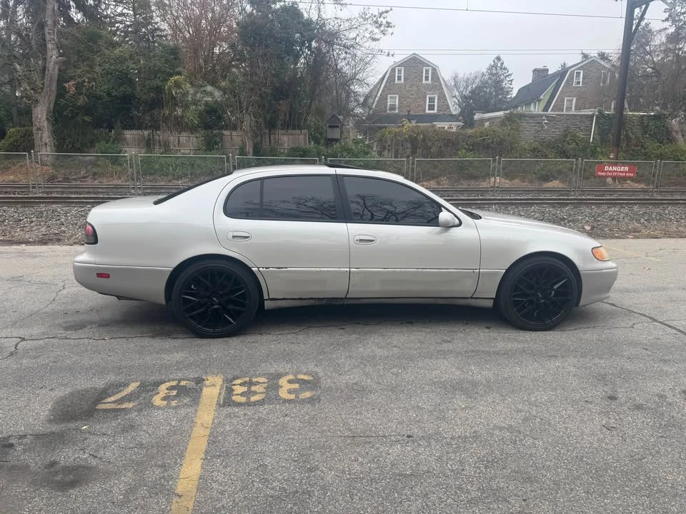 1994 Lexus GS 1st Gen - Image 2 of 8