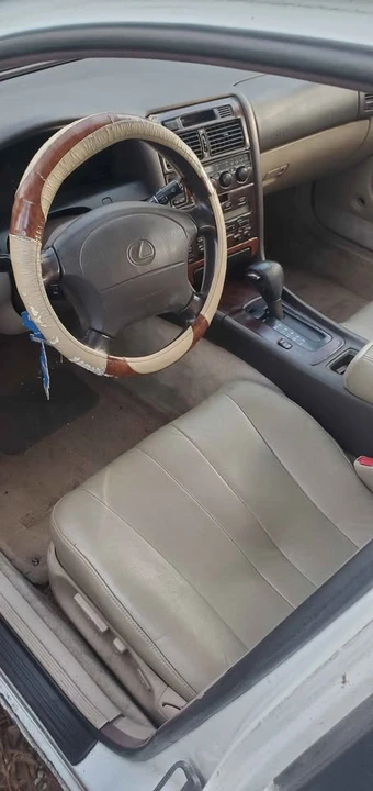1994 Lexus GS 1st Gen - Image 4 of 9