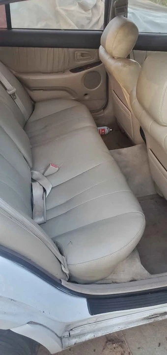 1994 Lexus GS 1st Gen - Image 7 of 9