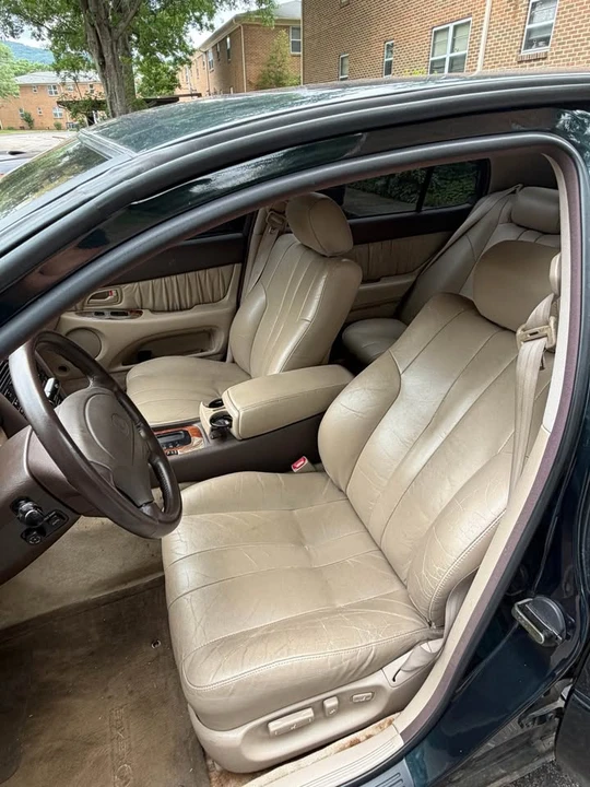 1994 Lexus GS 1st Gen - Image 9 of 20