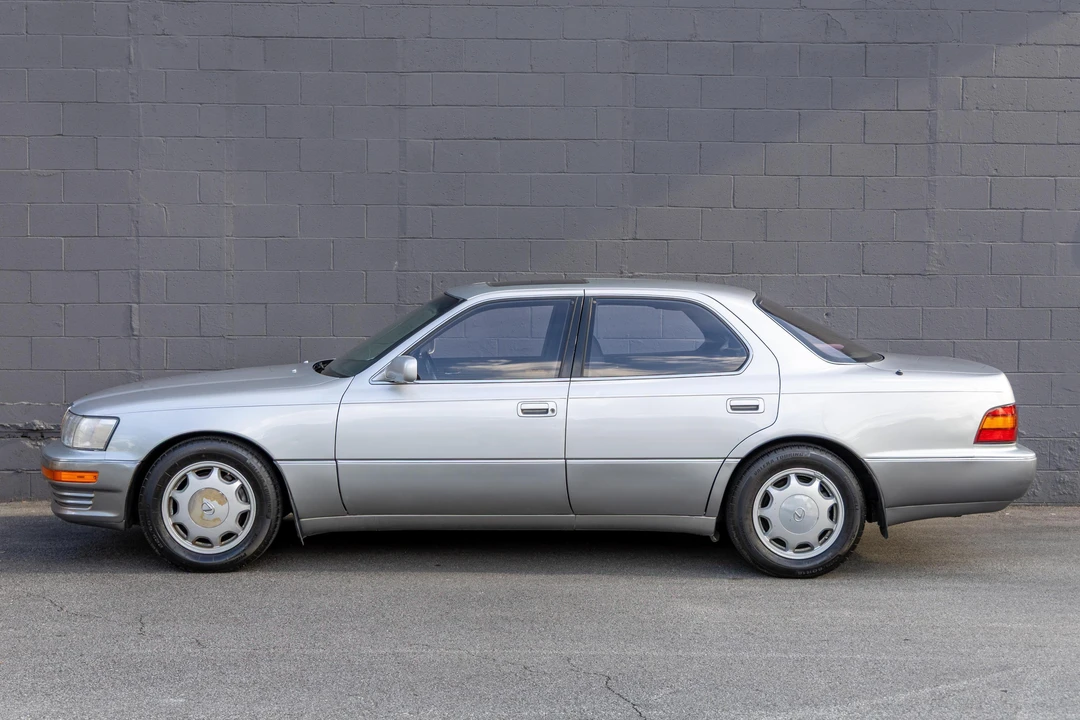 1994 Lexus LS 1st Gen - Image 3 of 31