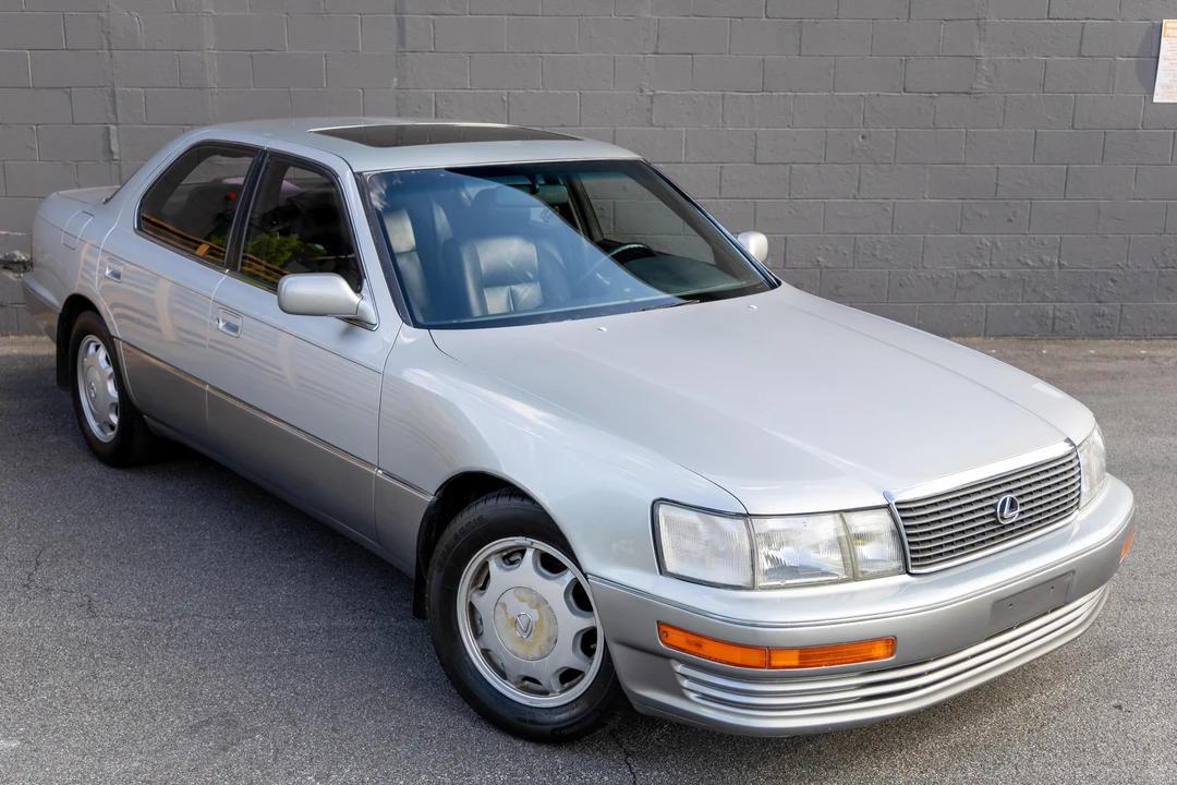 1994 Lexus LS 1st Gen - Image 23 of 31