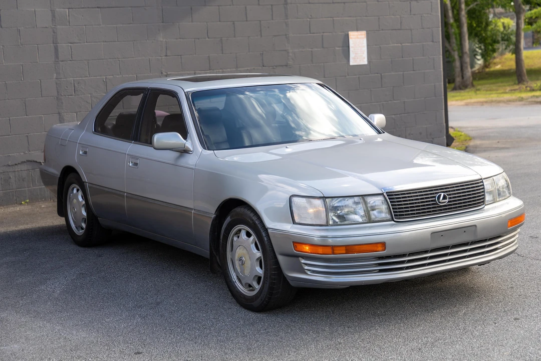 1994 Lexus LS 1st Gen - Image 22 of 31