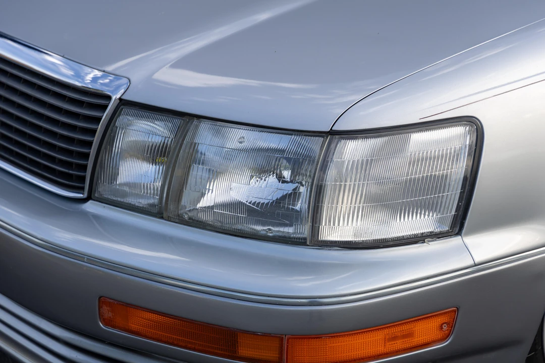 1994 Lexus LS 1st Gen - Image 27 of 31