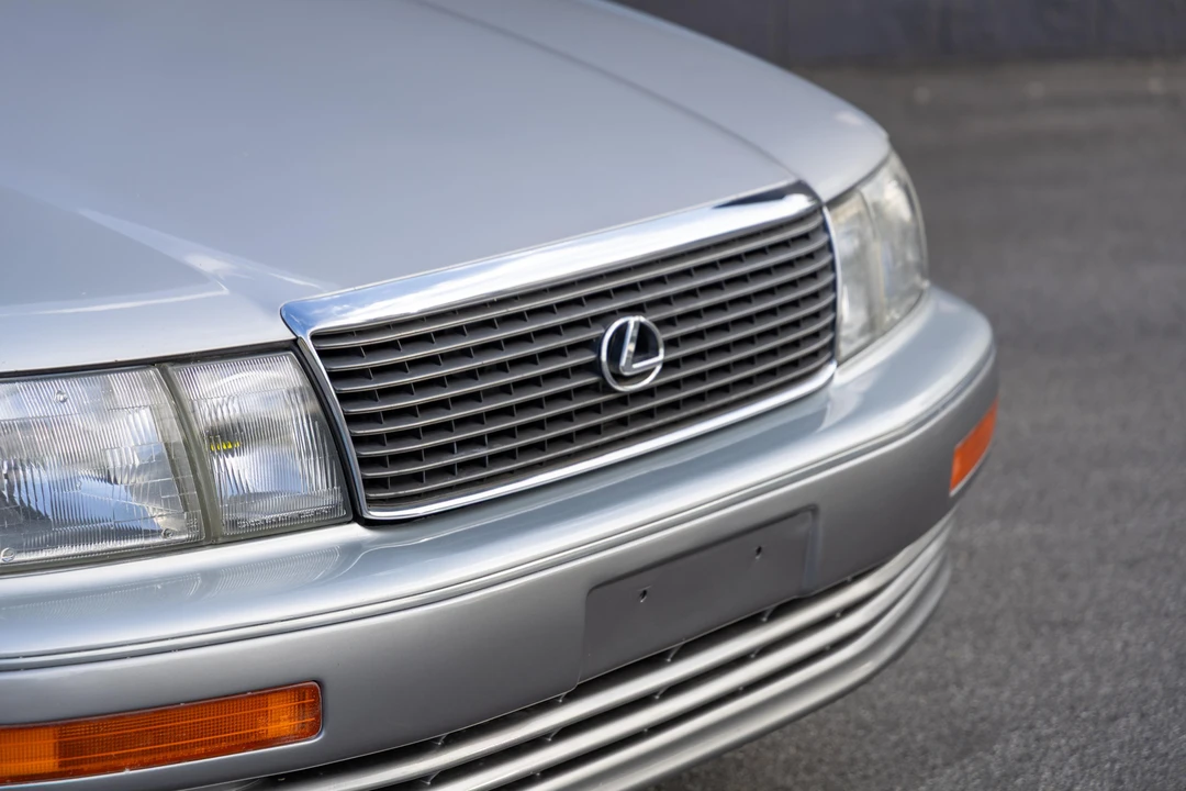 1994 Lexus LS 1st Gen - Image 26 of 31