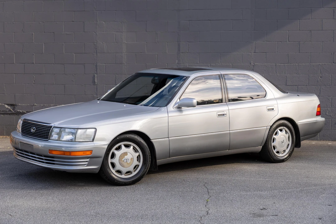 1994 Lexus LS 1st Gen - Image 11 of 31