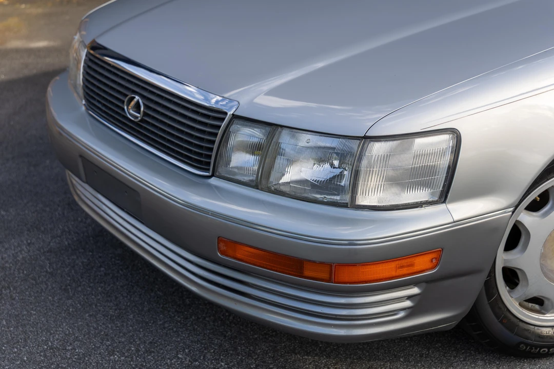 1994 Lexus LS 1st Gen - Image 28 of 31