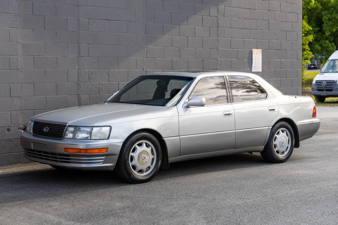 1994 Lexus LS 1st Gen - Image 10 of 31
