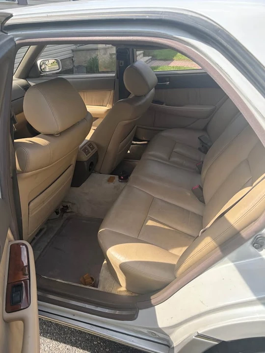 1994 Lexus LS 1st Gen - Image 4 of 5