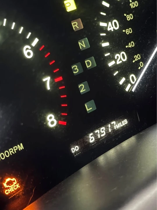 1994 Lexus LS 1st Gen - Image 5 of 5