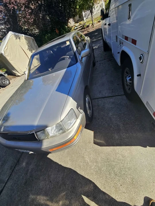 1994 Lexus LS 1st Gen - Image 2 of 4