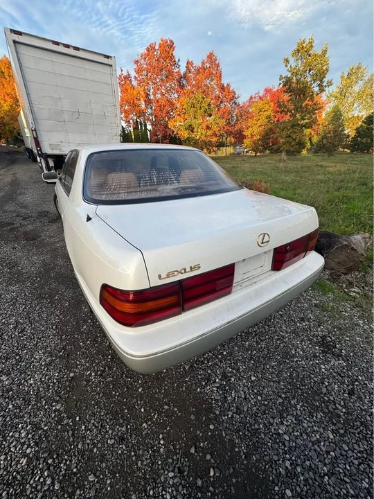 1994 Lexus LS 2nd Gen - Image 3 of 5