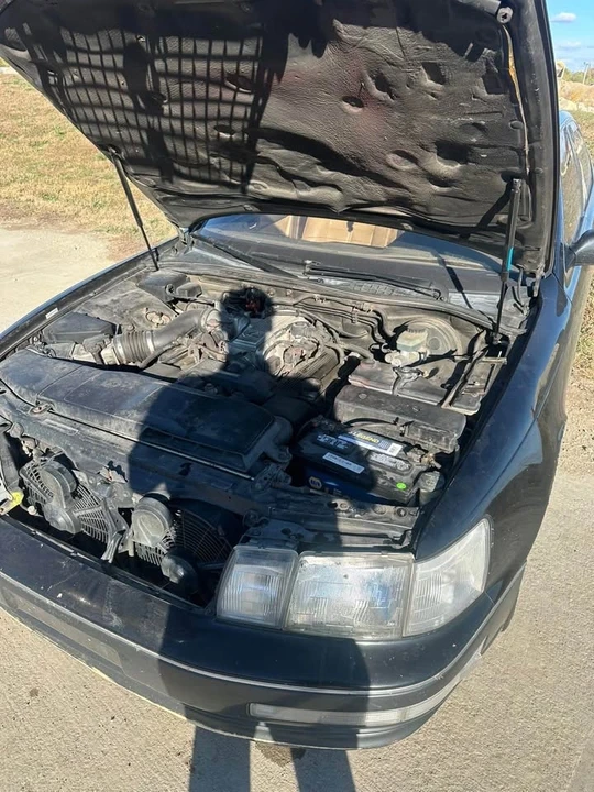 1994 Lexus LS 2nd Gen - Image 3 of 6