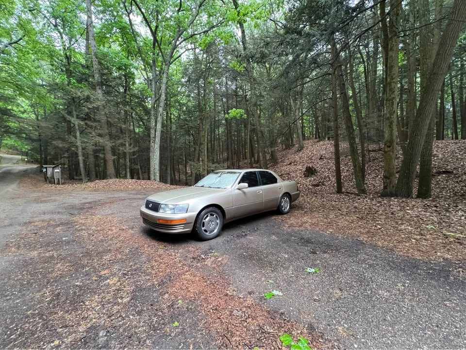 1994 Lexus LS 1st Gen - Image 2 of 11