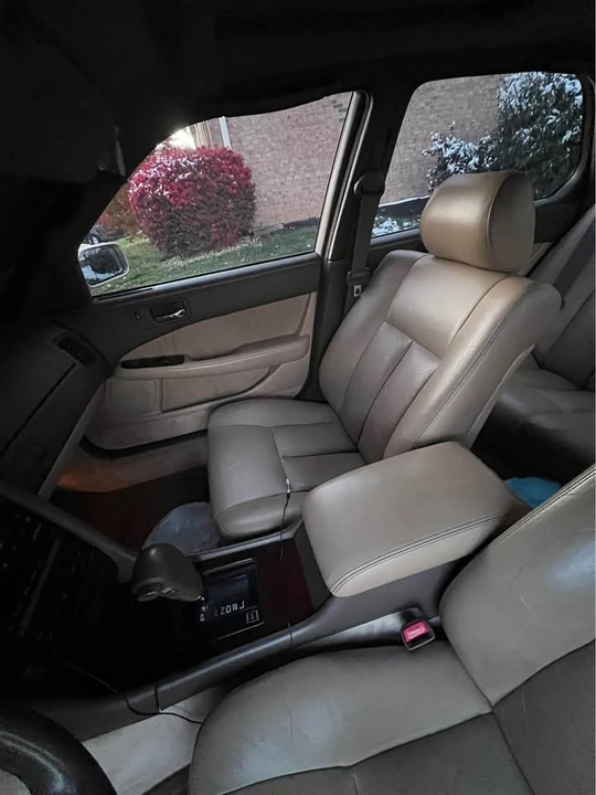 1994 Lexus LS 1st Gen - Image 6 of 11