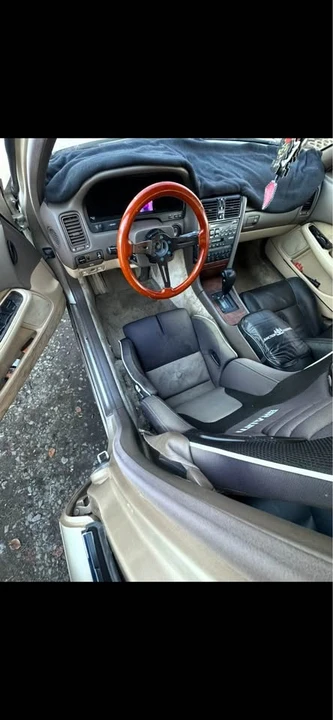 1994 Lexus LS 1st Gen - Image 11 of 20