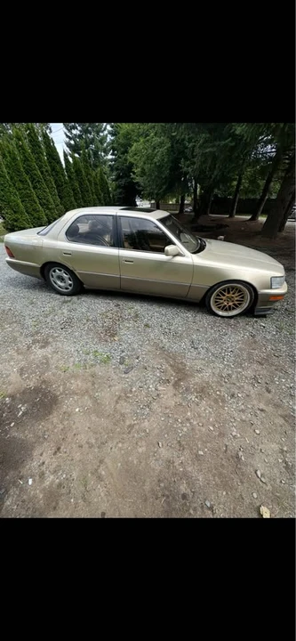1994 Lexus LS 1st Gen - Image 15 of 20