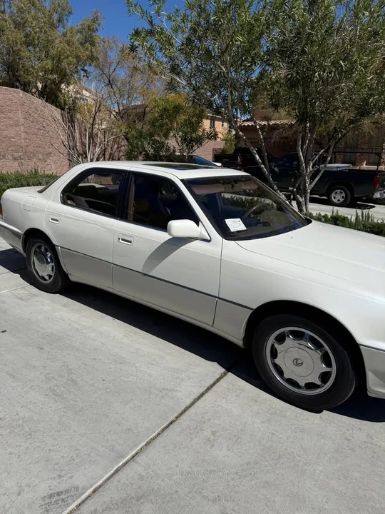 1994 Lexus LS 1st Gen - Image 2 of 9