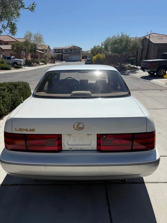 1994 Lexus LS 1st Gen - Image 4 of 9