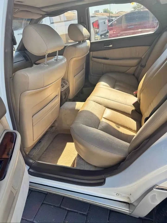 1994 Lexus LS 1st Gen - Image 3 of 12