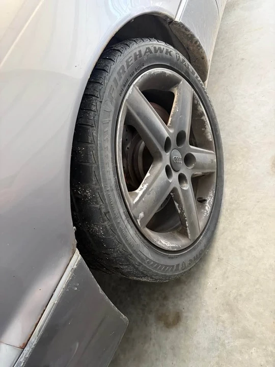 1994 Lexus LS 1st Gen - Image 6 of 10