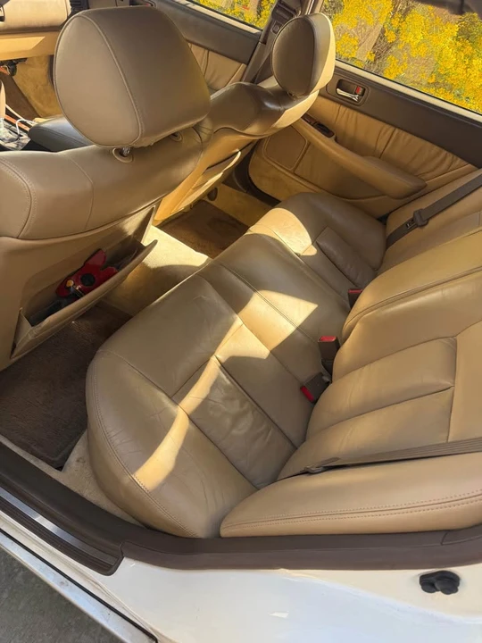 1994 Lexus LS 1st Gen - Image 6 of 9