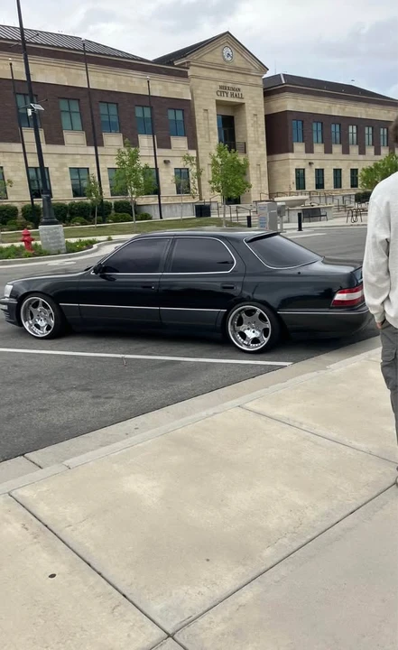 1994 Lexus LS 1st Gen - Image 3 of 11